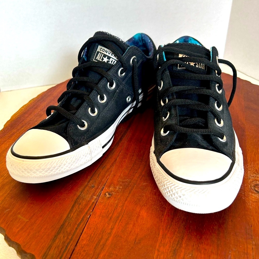 Converse womens Black and White Sneakers